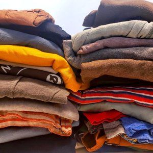 Lot of mens tees (52 M/L tshirts) worn, new, vintage, streetwear, graphic, plain